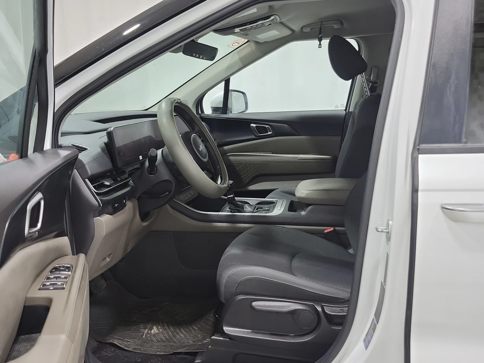 Kia Carnival Lx, ���������� | Mobile.bg � ����������� 7