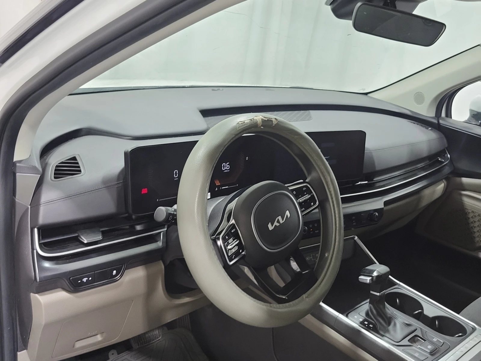 Kia Carnival Lx, ���������� | Mobile.bg � ����������� 10