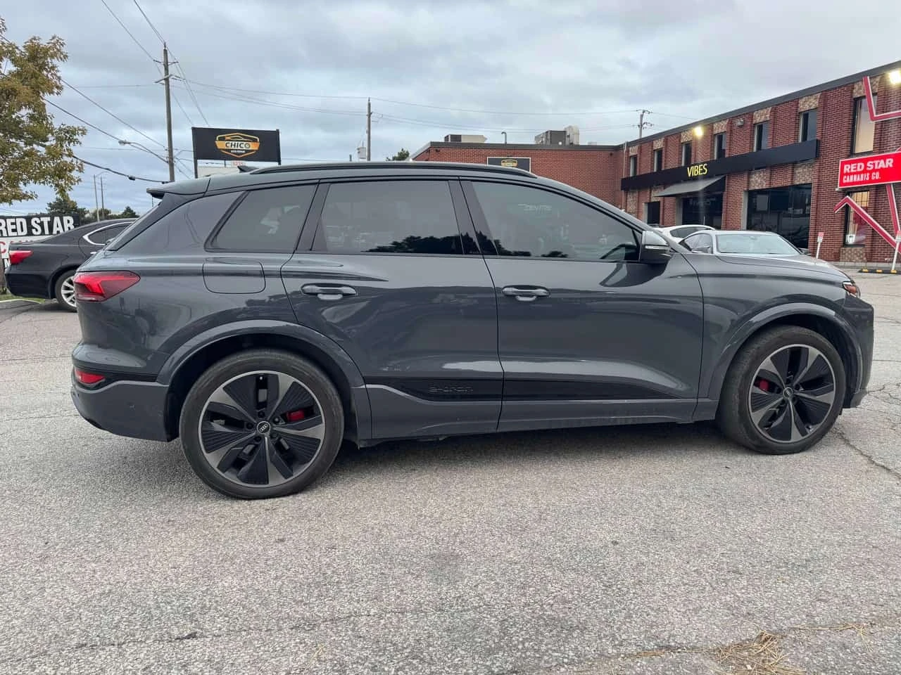 Audi E-Tron * Technik * CARFAX * ����� �� ����������� | Mobile.bg � ����������� 3