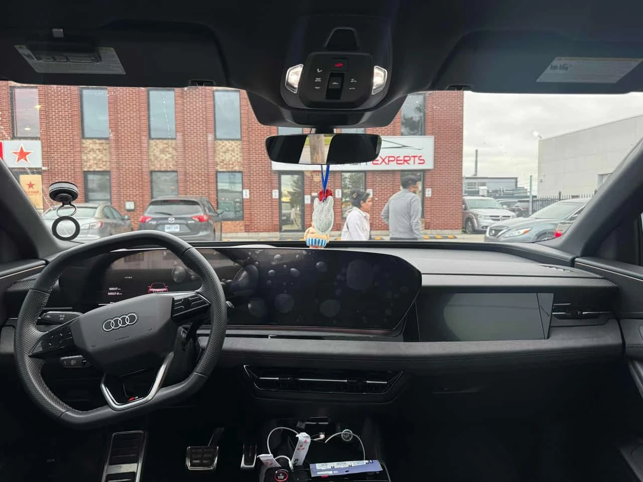 Audi E-Tron * Technik * CARFAX * ����� �� ����������� | Mobile.bg � ����������� 9