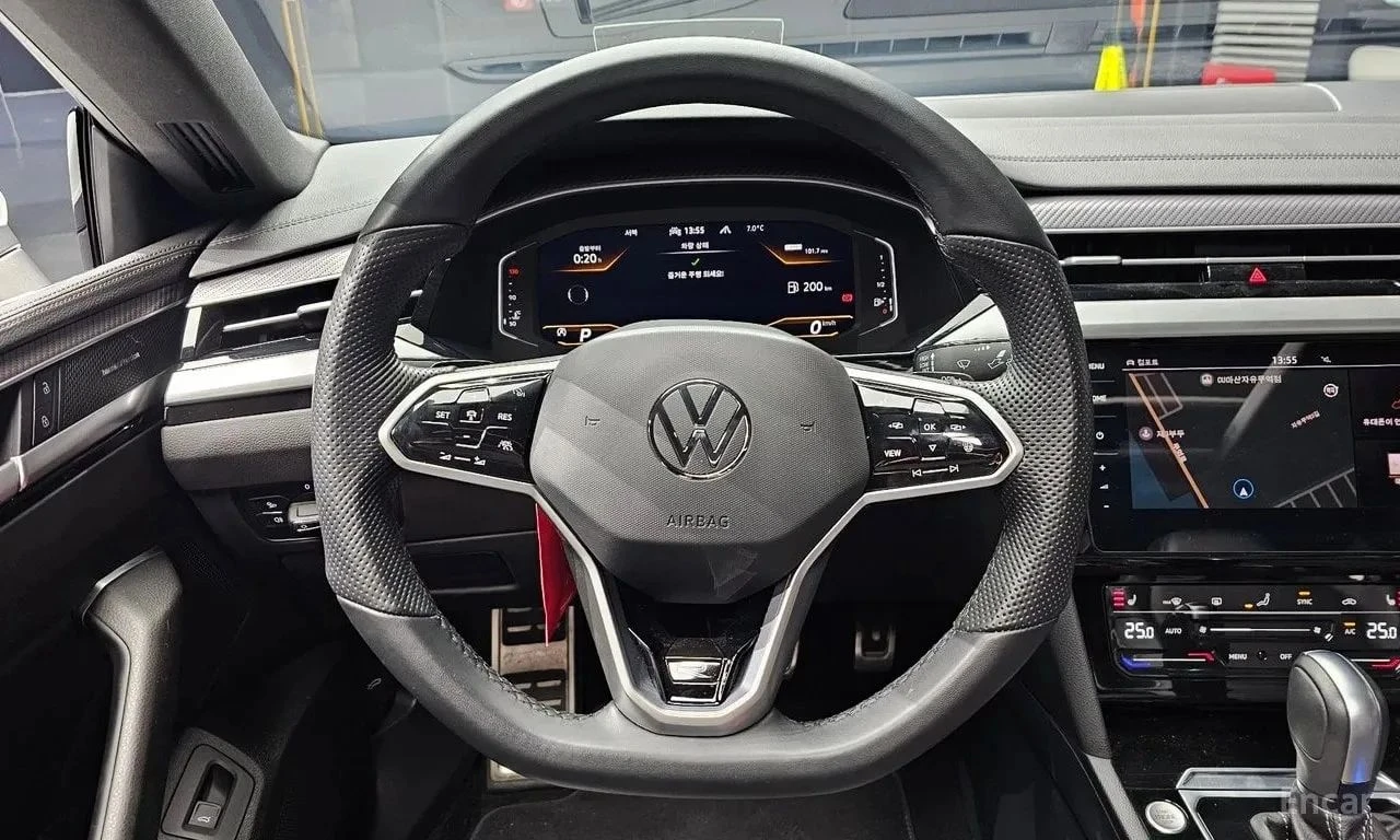 VW Arteon, снимка 13 - Автомобили и джипове - 56729181