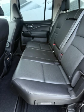 Honda Ridgeline Като нова, снимка 17