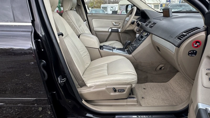 Volvo Xc90 2.4D5, 6+ 1м., Full, снимка 10 - Автомобили и джипове - 48067748