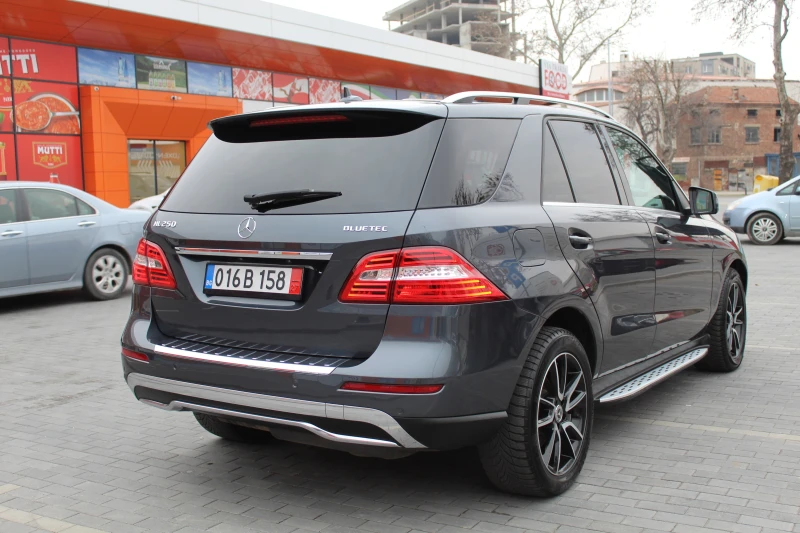 Mercedes-Benz ML 250 D 4MATIC 202K UNIKAT, снимка 3 - Автомобили и джипове - 49260652