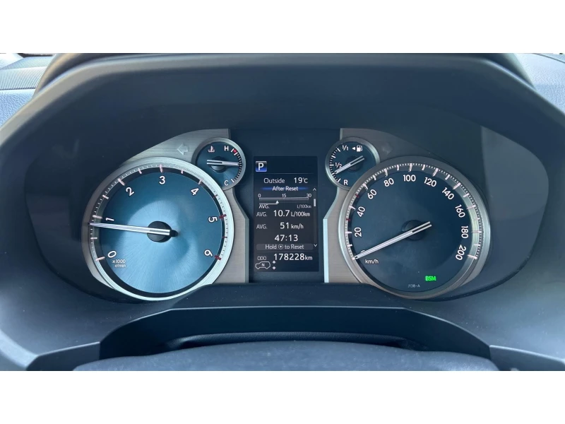 Toyota Land cruiser 150 Luxury, Месечна вноска от 1050 лв., снимка 14 - Автомобили и джипове - 51524196