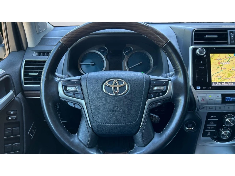 Toyota Land cruiser 150 Luxury, Месечна вноска от 1050 лв., снимка 13 - Автомобили и джипове - 51524196