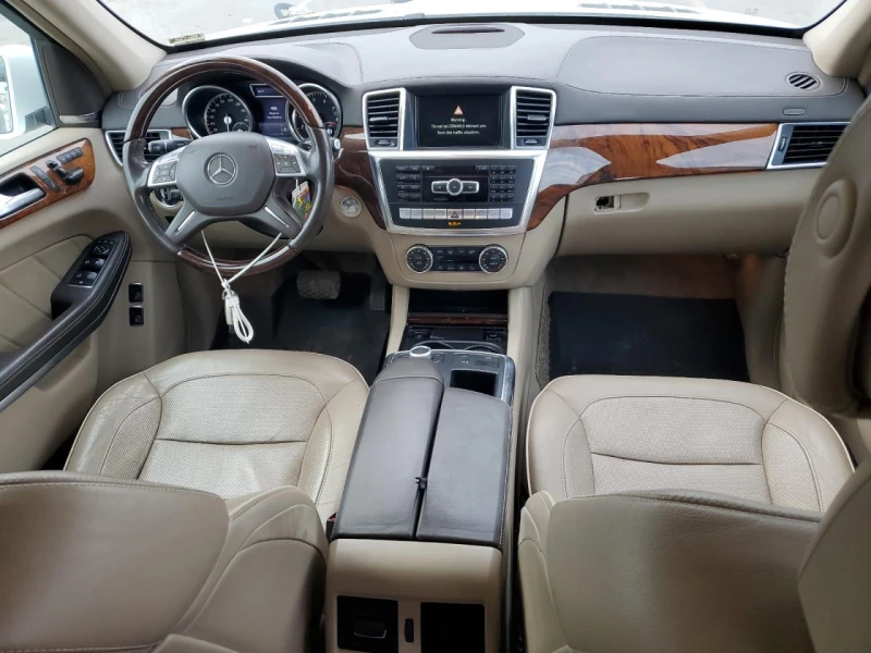 Mercedes-Benz GL 500 AMG* PACK* ПОДГРЕВ* ОБДУХВАНЕ* МАСАЖ* КАМЕРА* КЕЙЛ, снимка 7 - Автомобили и джипове - 53132577