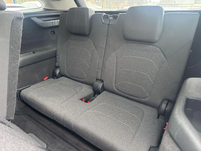 Skoda Kodiaq TSI* 6+ 1* CAM* LED* DISTR* KEYLESS* , снимка 16 - Автомобили и джипове - 53384533