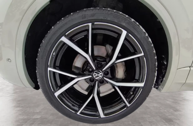 VW Touareg 3.0 TSI 4Motion = R-line = Гаранция, снимка 4 - Автомобили и джипове - 55050334