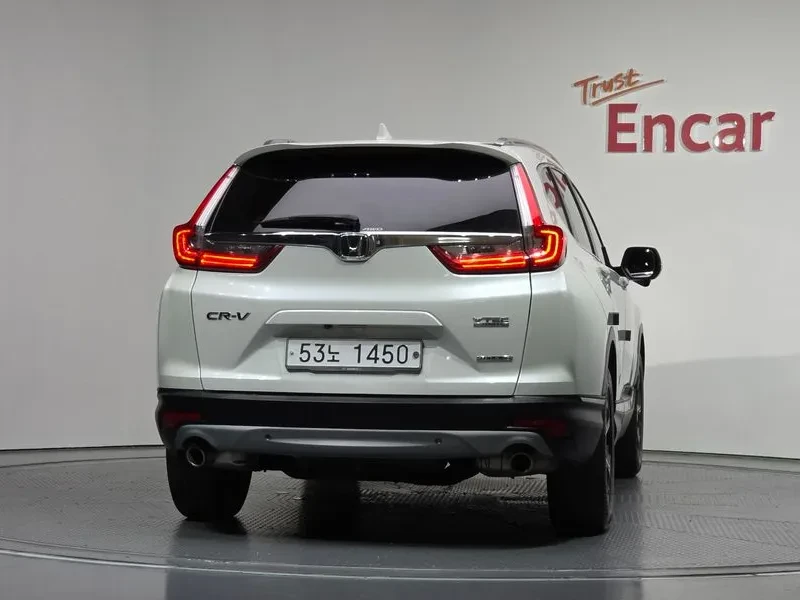 Honda Cr-v 1.5 TOURING 4WD, снимка 4 - Автомобили и джипове - 55087158