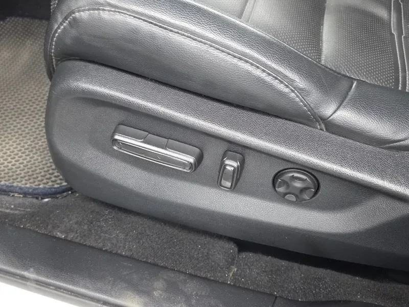 Honda Cr-v 1.5 TOURING 4WD, снимка 16 - Автомобили и джипове - 55087158