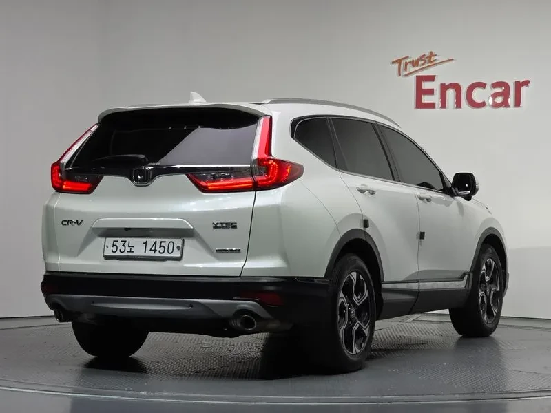Honda Cr-v 1.5 TOURING 4WD, снимка 2 - Автомобили и джипове - 55087158