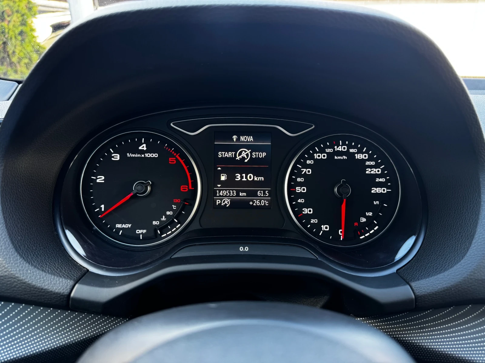Audi Q2 2.0TDI quattro S-tronic S-line PANO Distronic Lane - изображение 10