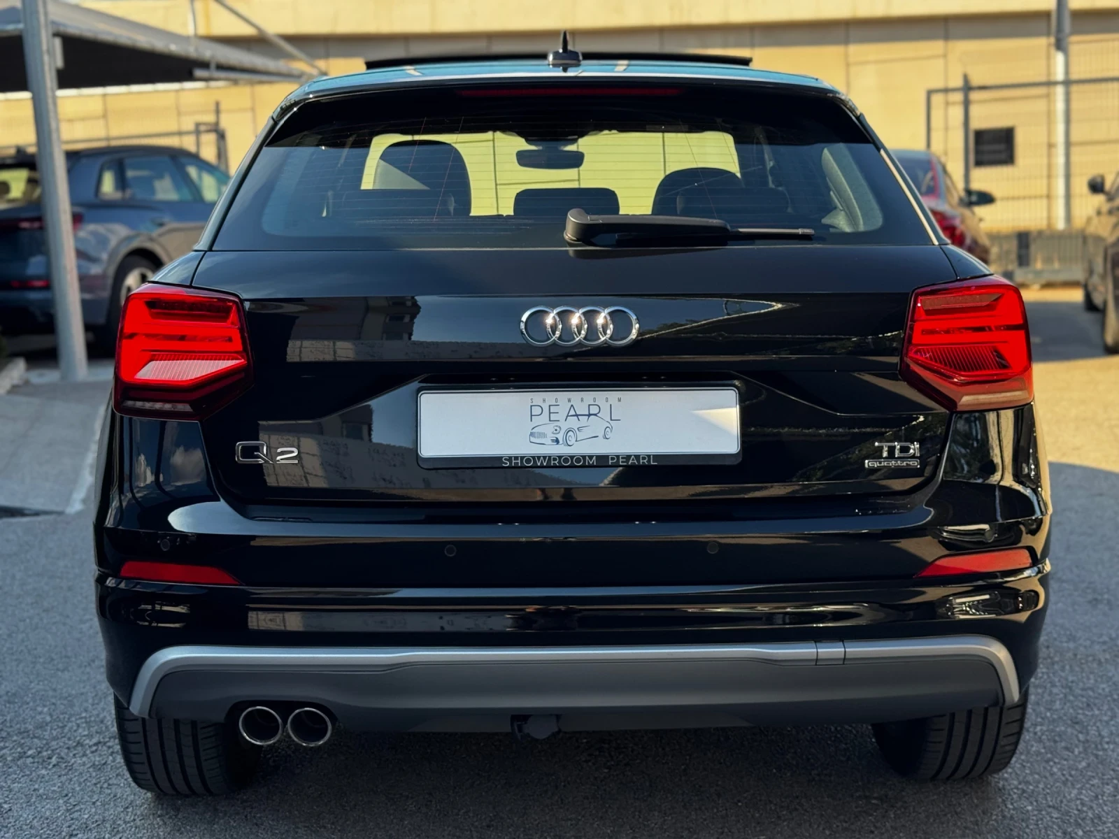 Audi Q2 2.0TDI quattro S-tronic S-line PANO Distronic Lane - изображение 4