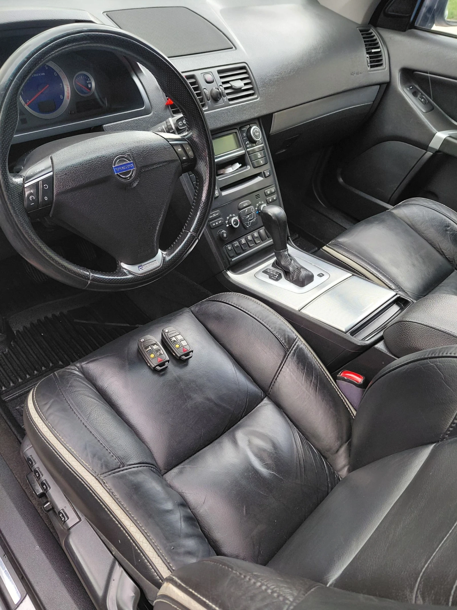 Volvo Xc90 R-Design 3.2 ГАЗ Бензин. AWD.6+ 1., снимка 6 - Автомобили и джипове - 54389394