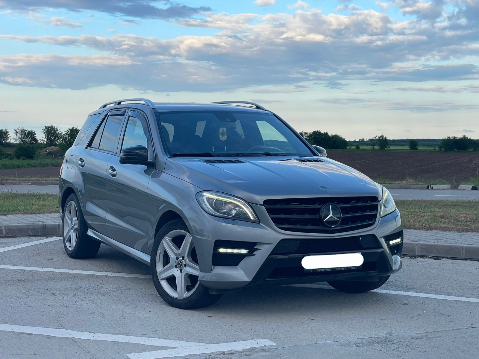 Mercedes-Benz ML 350 AMG Designo Full