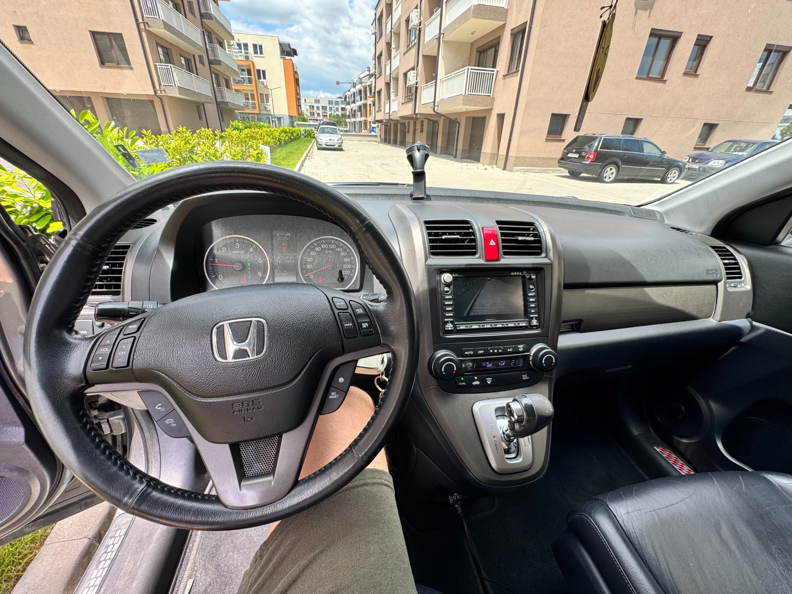 Honda Cr-v Автомат, Кожа, Панорама, Задна Камера, снимка 17 - Автомобили и джипове - 54813305