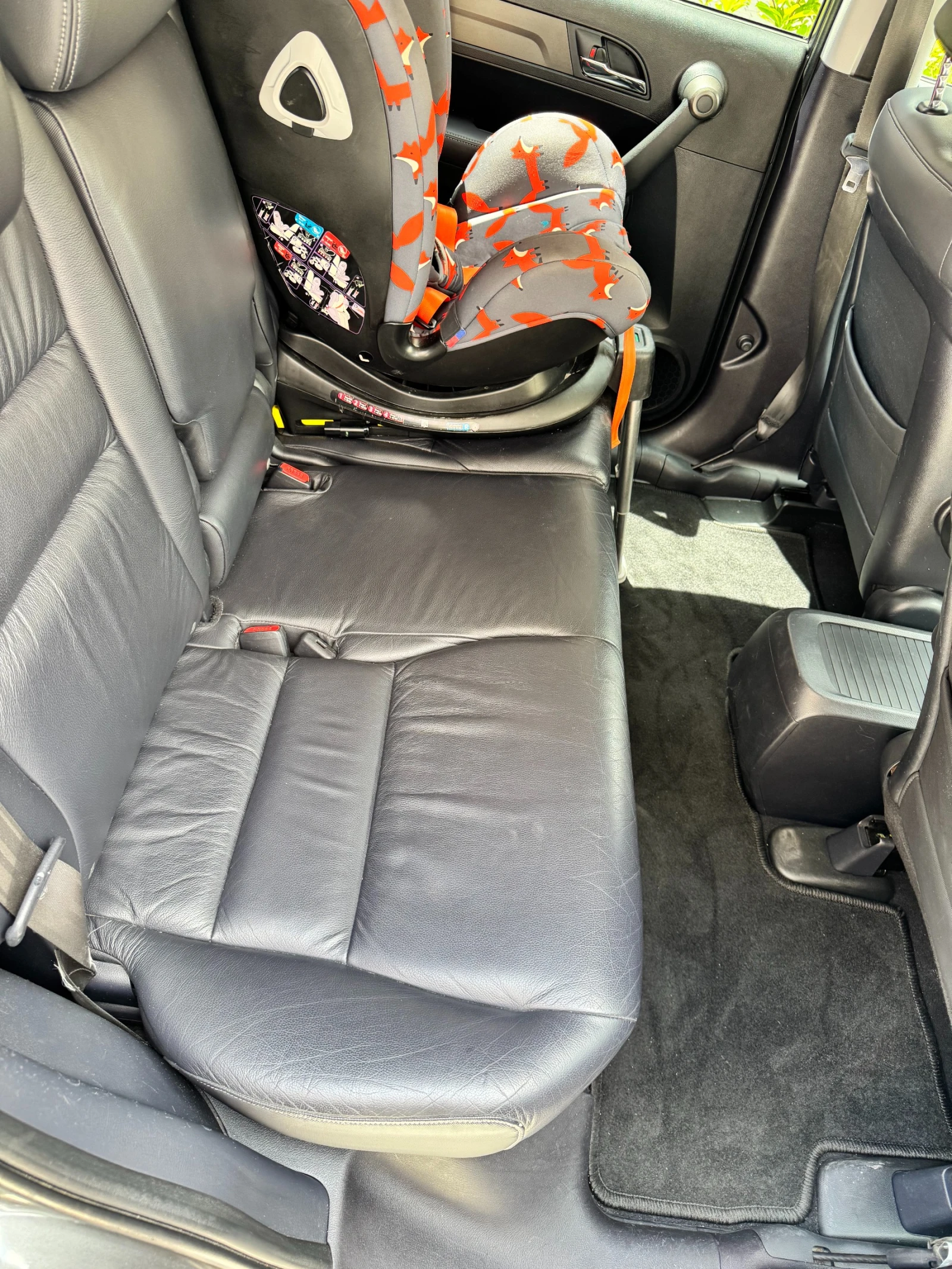 Honda Cr-v Автомат, Кожа, Панорама, Задна Камера, снимка 12 - Автомобили и джипове - 54813305