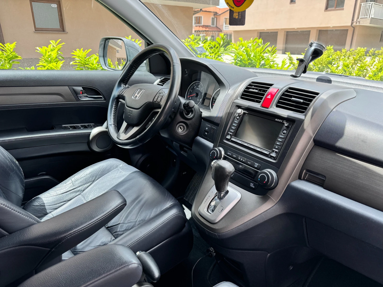 Honda Cr-v Автомат, Кожа, Панорама, Задна Камера, снимка 10 - Автомобили и джипове - 54813305