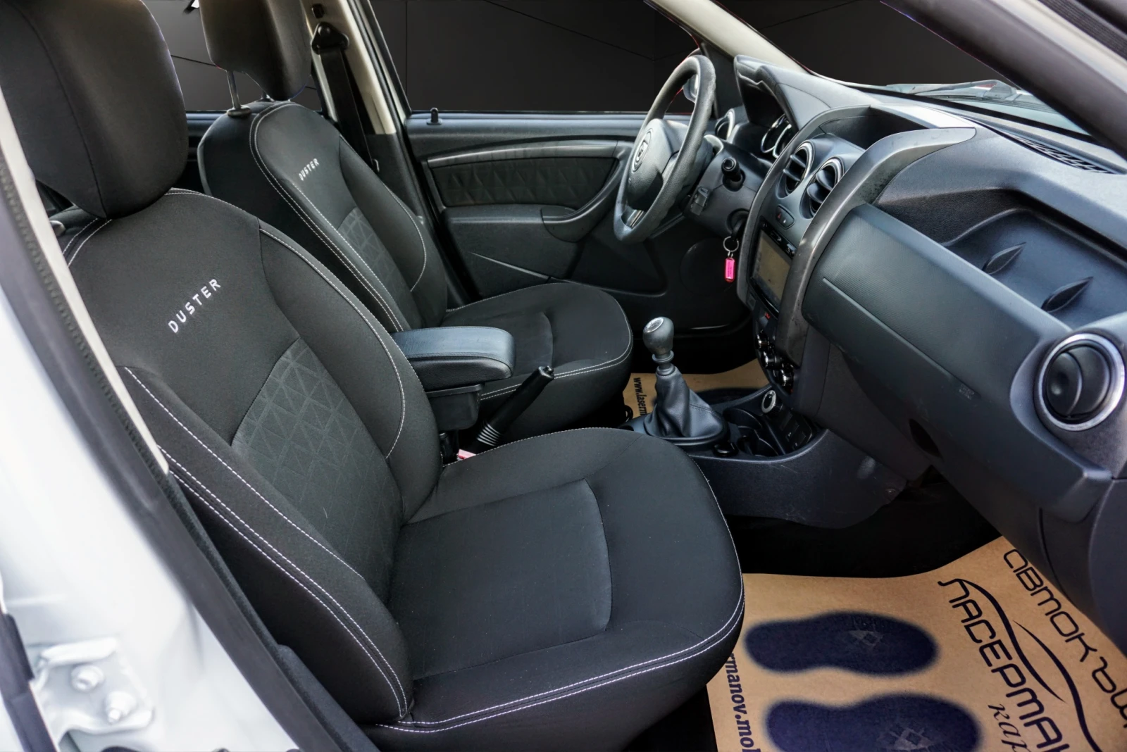Dacia Duster 1.5DCI LAUREATE 4X4  | Mobile.bg � ����������� 13