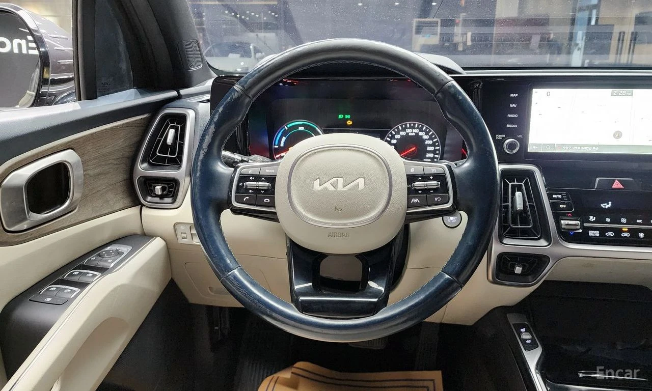 Kia Sorento 1.6 Hybrid* Prestige 4x4* ПОДГРЕВ* ОБДУХВАНЕ* , снимка 8 - Автомобили и джипове - 54868710