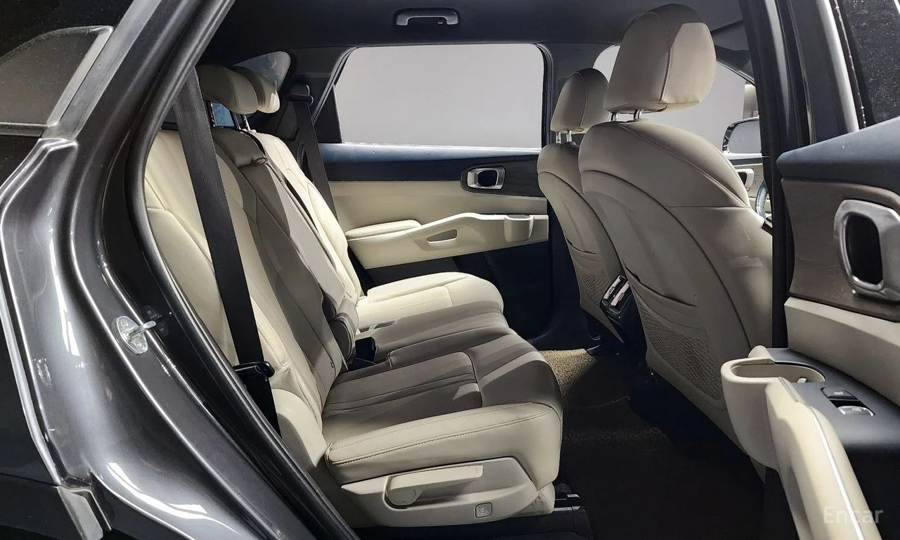 Kia Sorento 1.6 Hybrid* Prestige 4x4* ПОДГРЕВ* ОБДУХВАНЕ* , снимка 13 - Автомобили и джипове - 54868710