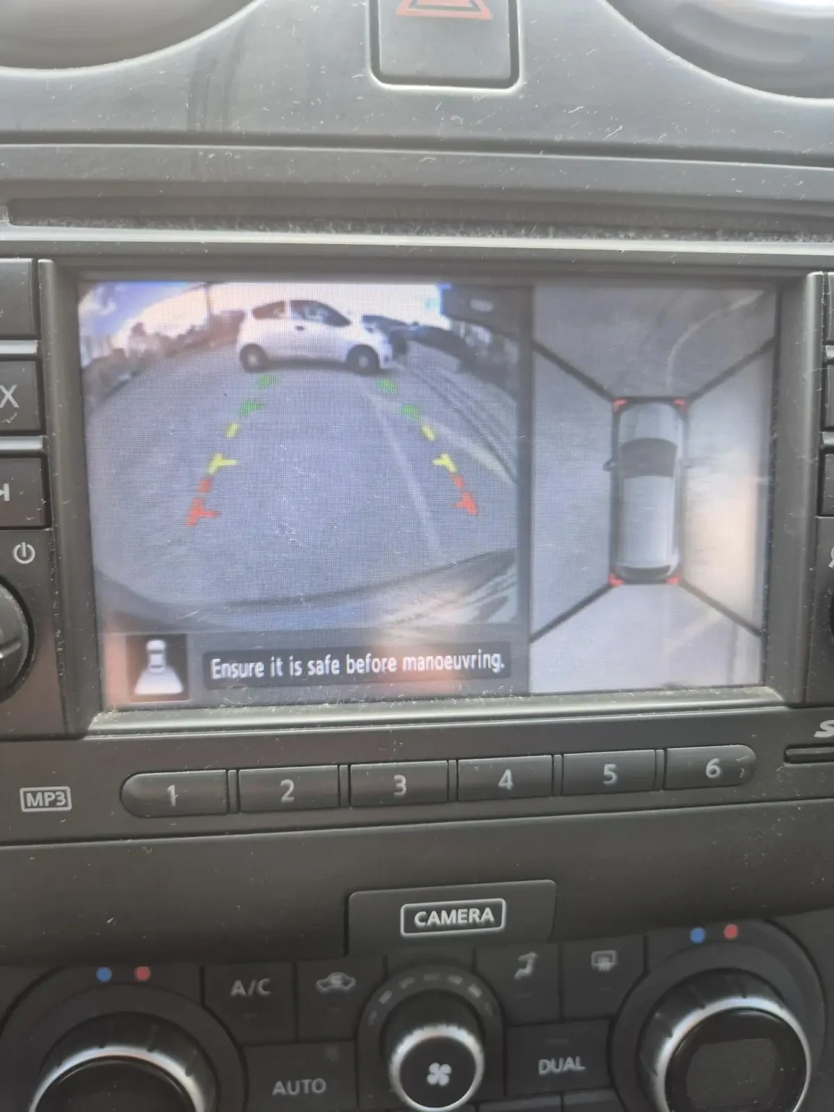 Nissan Qashqai, снимка 7 - Автомобили и джипове - 55101589