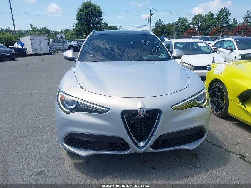 Alfa Romeo Stelvio 2.0l Ti Awd, снимка 12 - Автомобили и джипове - 55591577