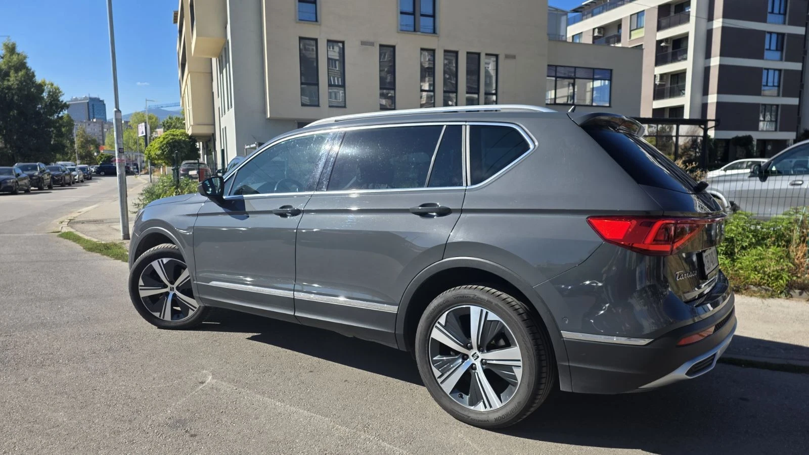 VW Tiguan Allspace Seat Tarraco 4x4 2.0 Бензин 190 к.с., снимка 4 - Автомобили и джипове - 56310951