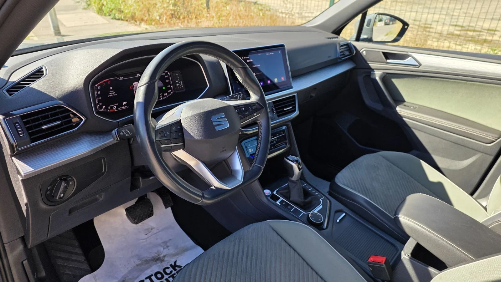 VW Tiguan Allspace Seat Tarraco 4x4 2.0 Бензин 190 к.с., снимка 7 - Автомобили и джипове - 56310951