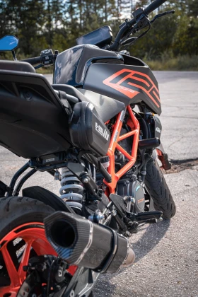 Ktm Duke 125 2024 5700км, снимка 9