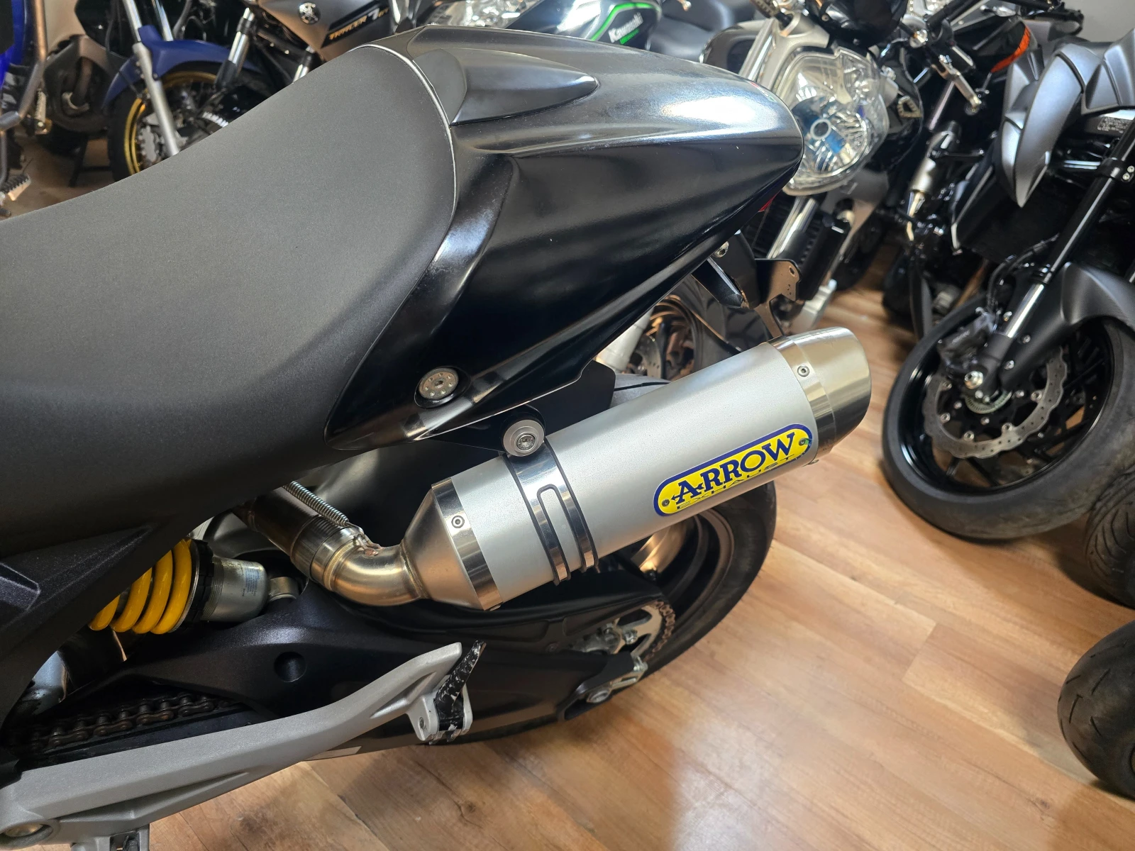 Ducati Monster 696 Arrow - изображение 5