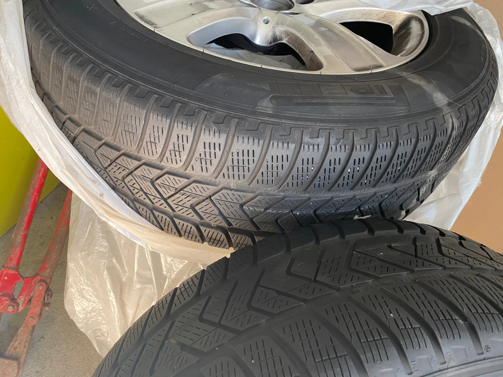    235/60R18  Mercedes-Benz GLC | Mobile.bg   2