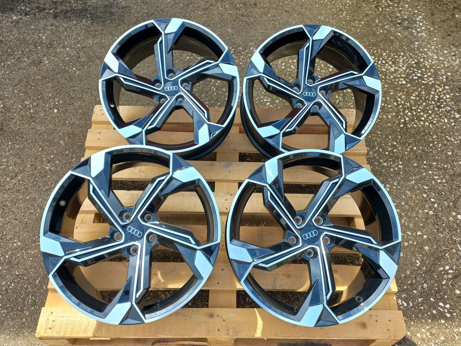 ������ �� Audi | Mobile.bg � ����������� 6