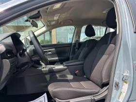 Nissan Sentra  SV FWD, снимка 16