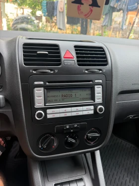 VW Golf 1.9тди 105кс ЕВРО 4 2007, снимка 16