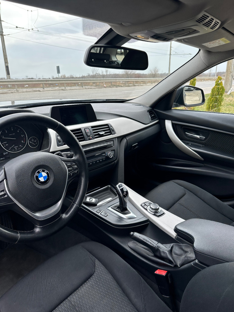 BMW 320 Xdrive, снимка 10 - Автомобили и джипове - 39996382