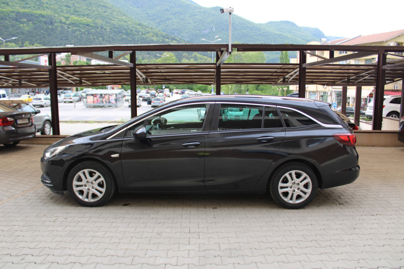 Opel Astra 1.6, снимка 16 - Автомобили и джипове - 45541554