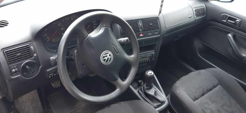 VW Golf 4, снимка 5 - Автомобили и джипове - 46994320