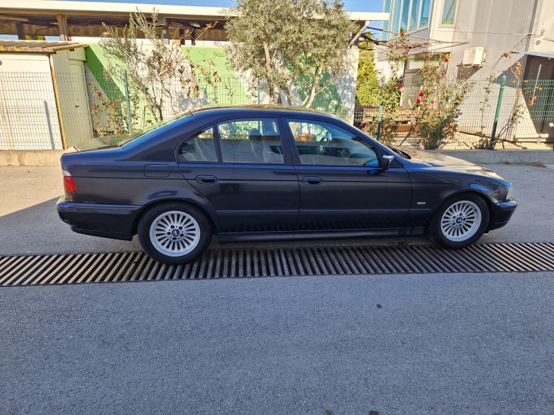 BMW 523 ГАЗОВ ИНЖЕКЦИОН, снимка 2 - Автомобили и джипове - 48087826