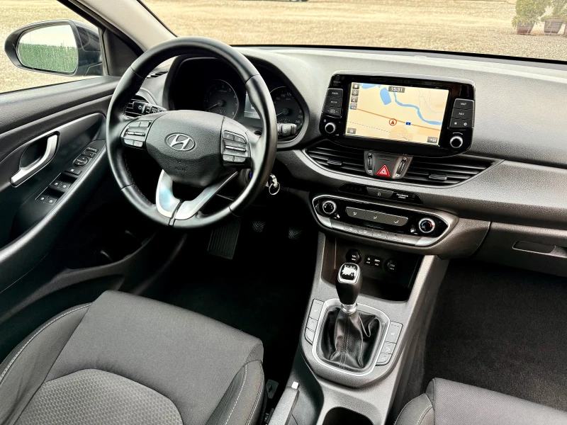 Hyundai I30 1.4 MPI* NAVI* , снимка 11 - Автомобили и джипове - 48418160