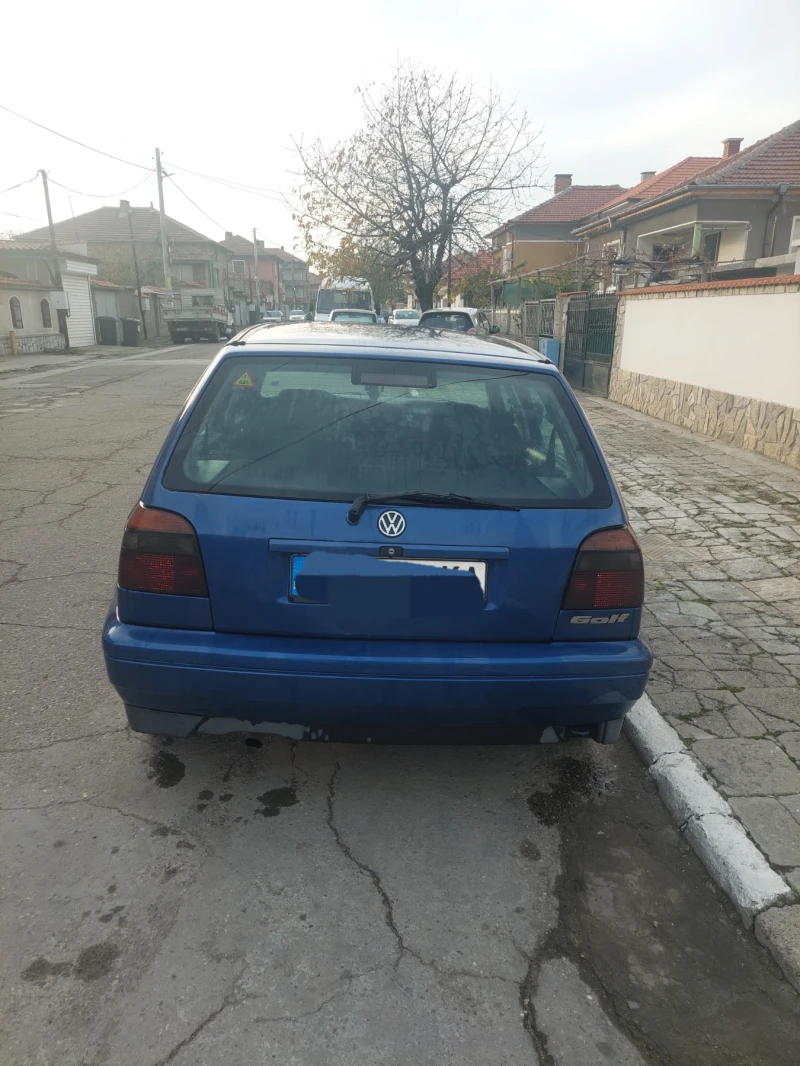 VW Golf, снимка 5 - Автомобили и джипове - 48682394