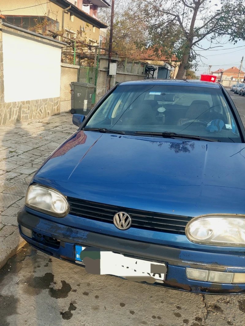 VW Golf, снимка 14 - Автомобили и джипове - 48682394