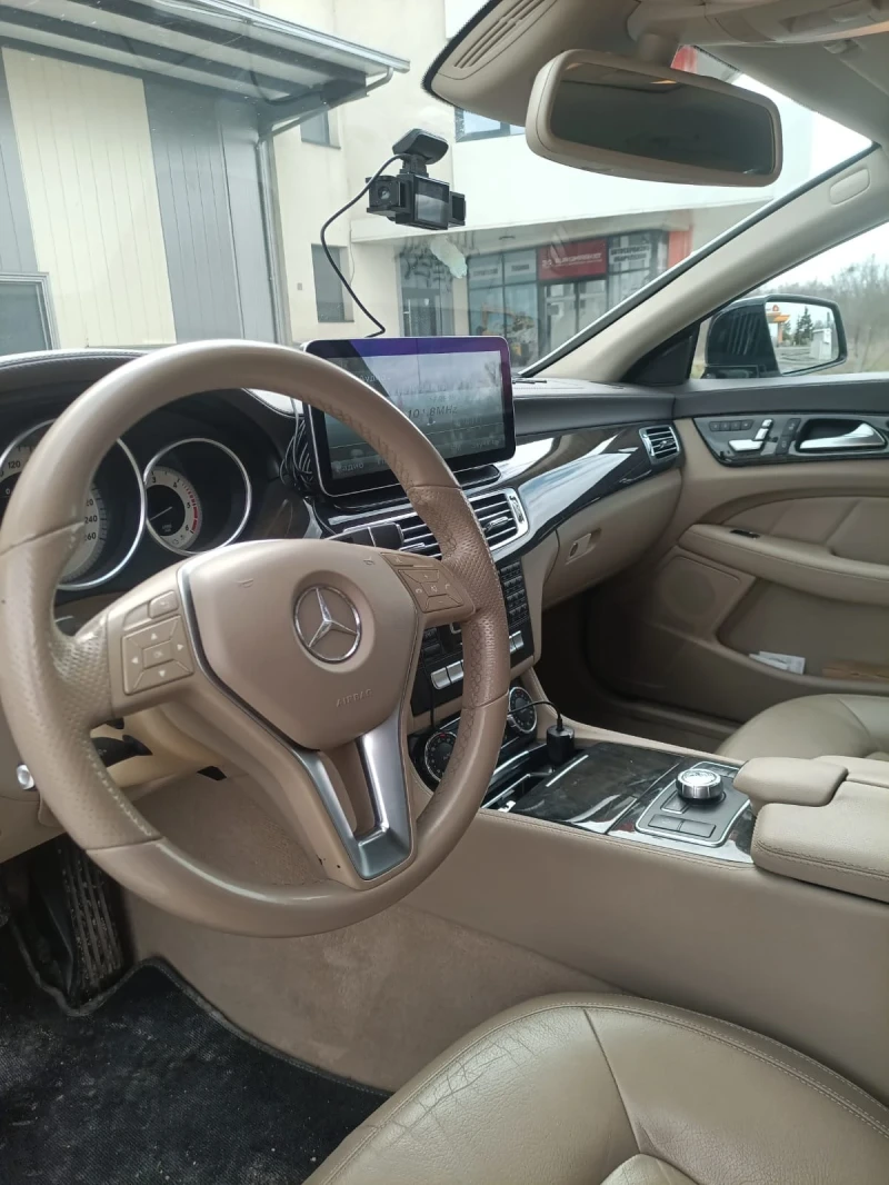 Mercedes-Benz CLS 350 CDI/4Matic/Shooting Brake/AirMatic/AMG, снимка 9 - Автомобили и джипове - 49342947