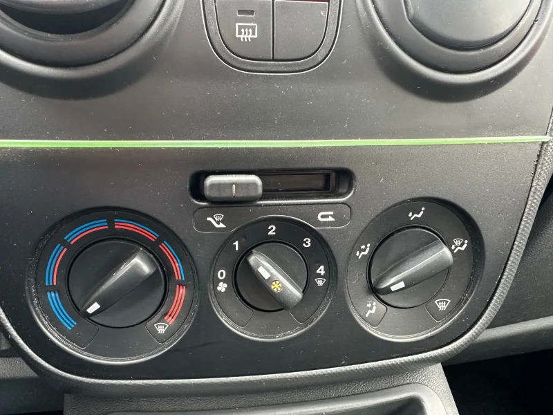 Peugeot Bipper 1.4* REALNI KM* KLIMA, снимка 13 - Автомобили и джипове - 49713611