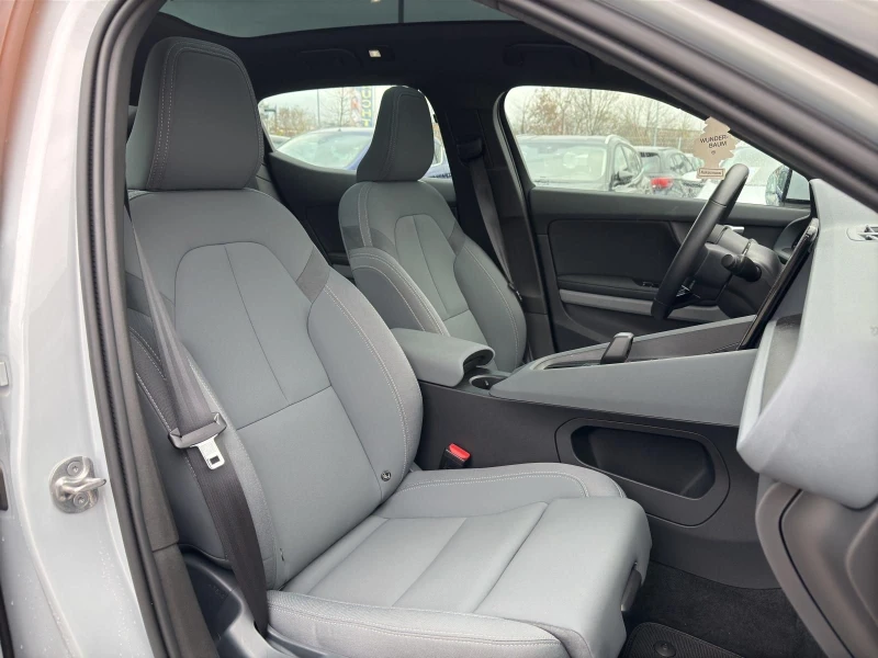 Polestar 2 231HP/STANDART-RANGE/CAM/NAVI/AMBI/257vvpr, снимка 14 - Автомобили и джипове - 49907301