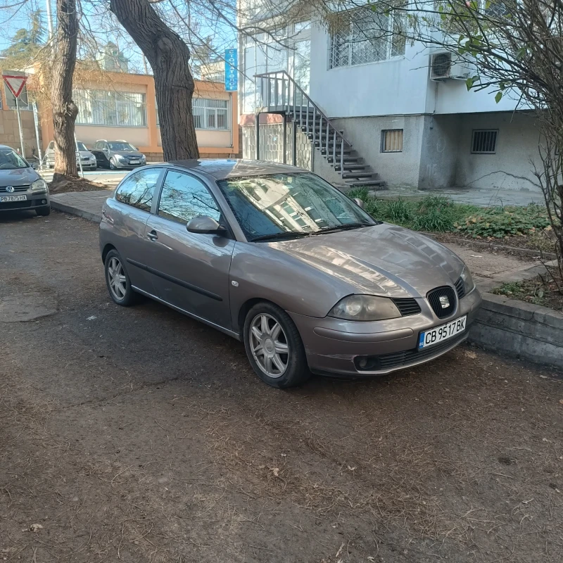 Seat Ibiza, снимка 3 - Автомобили и джипове - 52658003