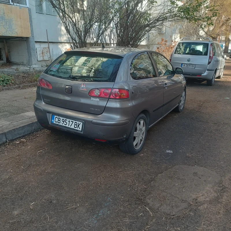 Seat Ibiza, снимка 4 - Автомобили и джипове - 52658003