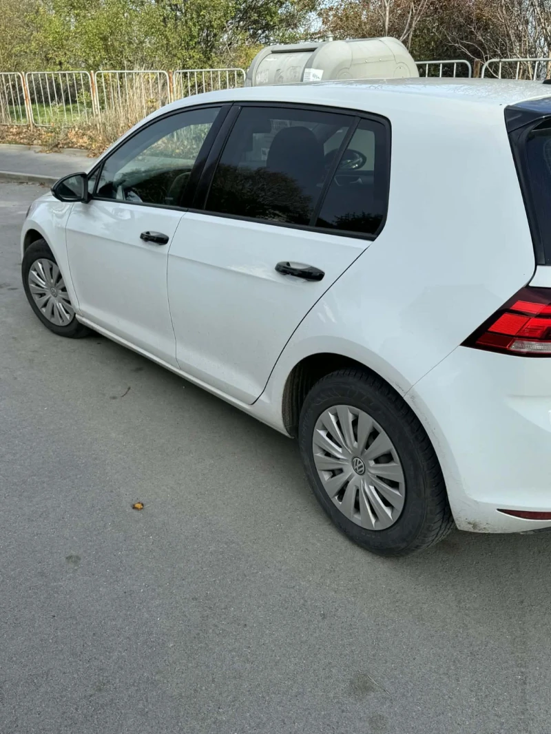 VW Golf 1.6TDI, снимка 13 - Автомобили и джипове - 52285468