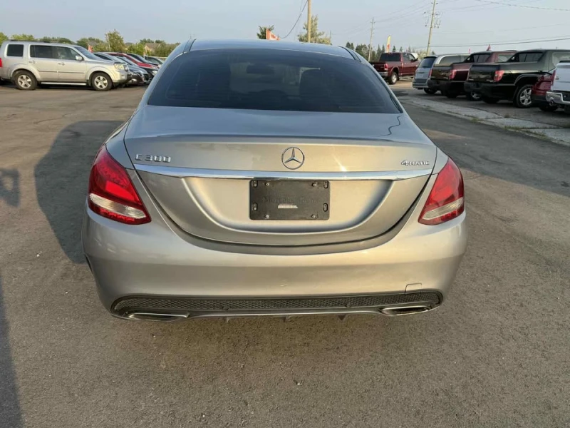 Mercedes-Benz C 300 * CARFAX * ЦЕНА ДО БЪЛГАРИЯ, снимка 4 - Автомобили и джипове - 53086947